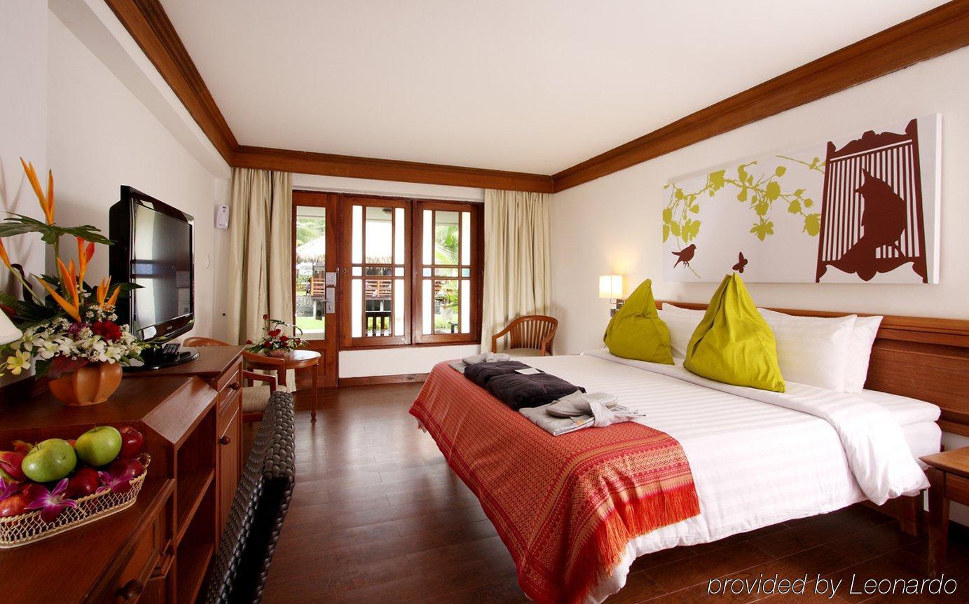 Kamala Beach Inn Phuket Exterior foto